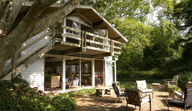 Woods Hole, 5 bedroom, Close to Beach and Village