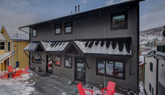 Woodside Ave - Close to Sundance Locations - Private Hot Tub