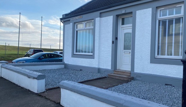 Woodside Bunglaow - Stay by the Sea