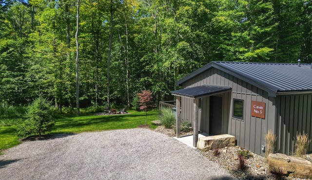 Woodside Cabins w/Hot Tub, Deck & Trails on Picturesque Wine Country Estate