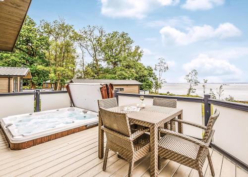 Woodside Coastal Retreat