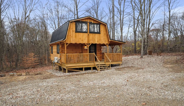 Woodside Retreat — A Hidden Cabin Getaway- Where Nature Meets Comfort