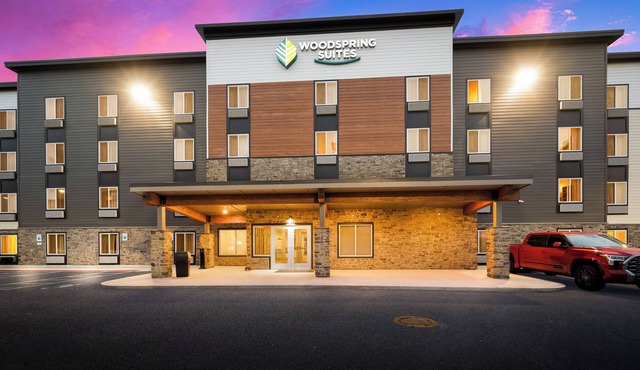 Woodspring Suites Detroit Sterling Heights