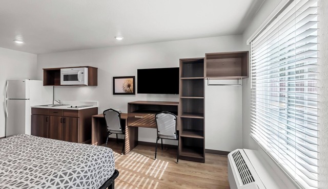 WoodSpring Suites Austin North I-35
