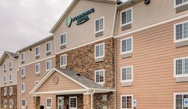 WoodSpring Suites Columbus NE I-270 Airport