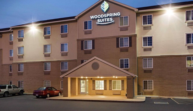 WoodSpring Suites Fort Worth Fossil Creek