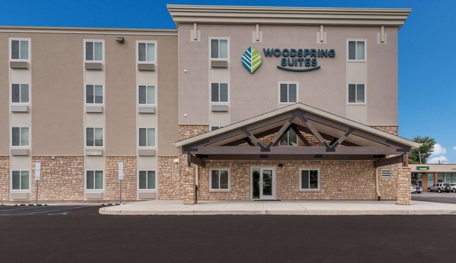Woodspring Suites Philadelphia Northeast