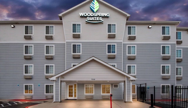 WoodSpring Suites San Antonio South
