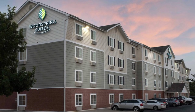 WoodSpring Suites San Antonio North Live Oak I-35