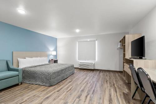 WoodSpring Suites Washington Meadowlands PA