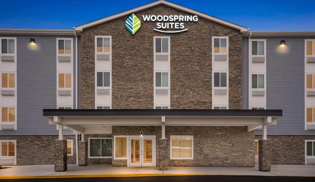 Woodspring Suites Wilmington Riverfront