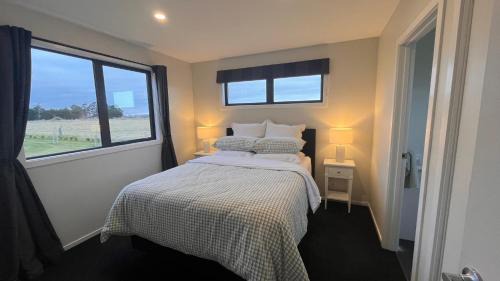 Woodstock Escape to the Country