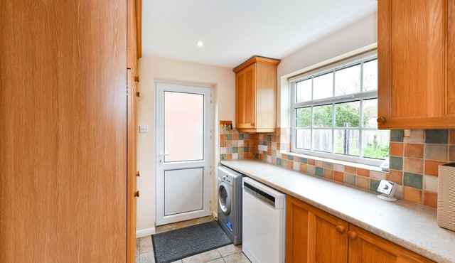 Woodstock House Flat 6 - 2BR Hucknall Haven