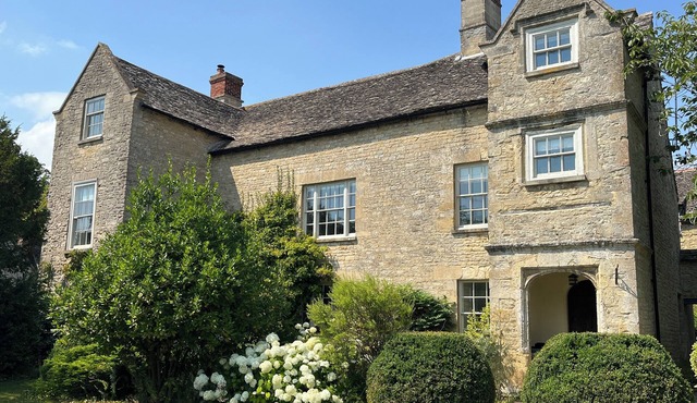 Woodstock Manor - Grade II listed manor next to Blenheim Palace