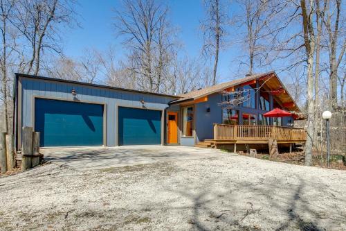 Woodsy Hideaway: Game Room, Theater Room, Fire Pit