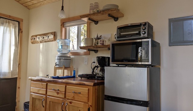 Woodsy Personal Retreat Cabin - "Quietude"