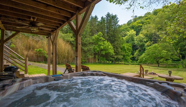 Woodsy Retreat with Hot Tub | Dogs Welcome | On River Time