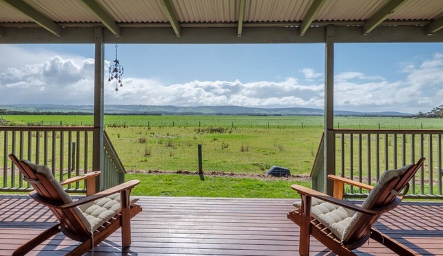 Woodview Cottage Farm stay - Fabulous Port Welshpool country escape