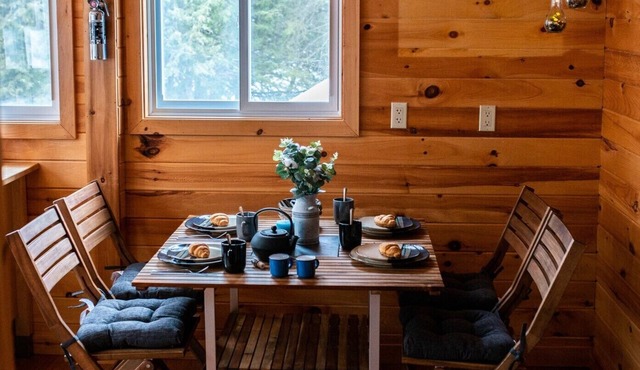 Woodview Cottage - Myers Cave Resort