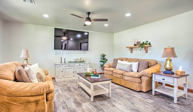 Woodward Home Near Crystal Beach Water Park!