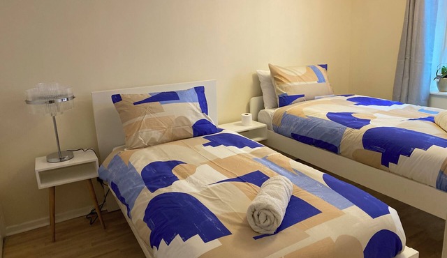 Woolwich station Cosy Gunner House