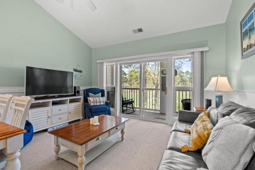 Word Tour Golf Resort , 2 BR Villa with Pool Access Near Broadway at the Beach