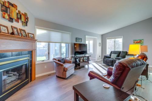 Work and Play Pet-Friendly Fargo Home 6 Mi to Dtwn