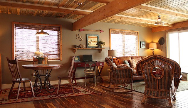 Work and Play Retreat - High Speed WiFi - 30 Day min. stay - Incredible Views