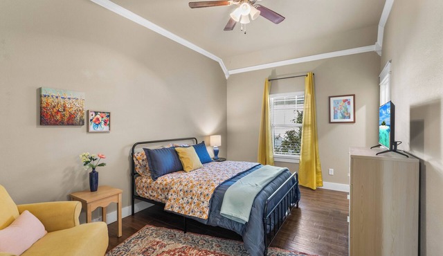 Work Crew Paradise - 3bedroom/3bathroom - Short Drive to Stargate