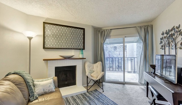 Work, Explore, Retreat. Home Base @ Cherry Creek, Glendale, Denver, DTC 180+ nts