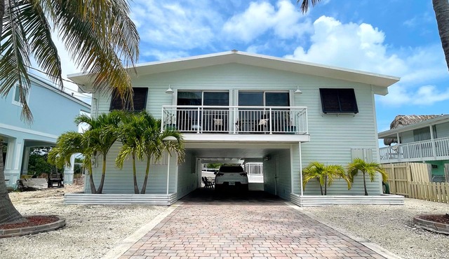 Work from home in this slice of Islamorada paradise!