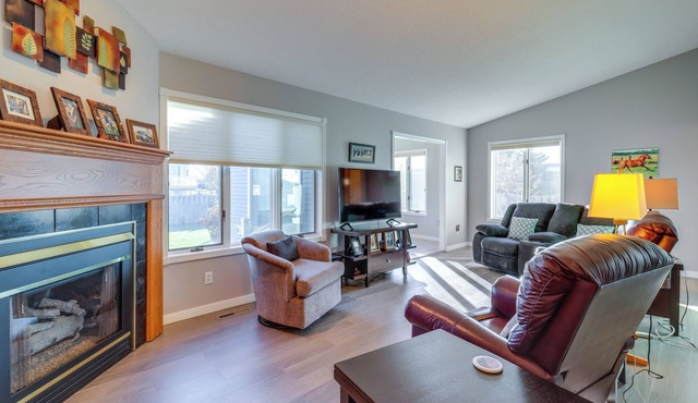 Work & Play: Pet-Friendly Fargo Home 6 Mi to Dtwn