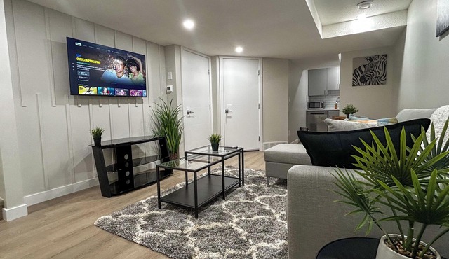 Work, Rest & Exercise | Calgary suite | Near Airport & Banff Route