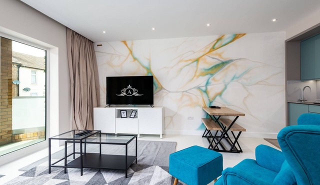 Working Away This Christmas? Clean, Quiet and Festive Comfort