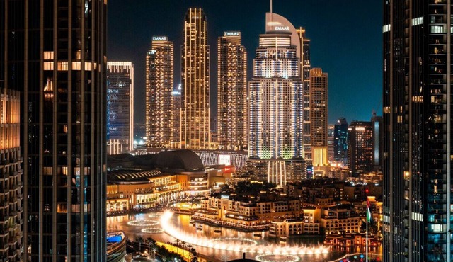 WORLD CLASS 3BR Burj Khalifa & Fountain view