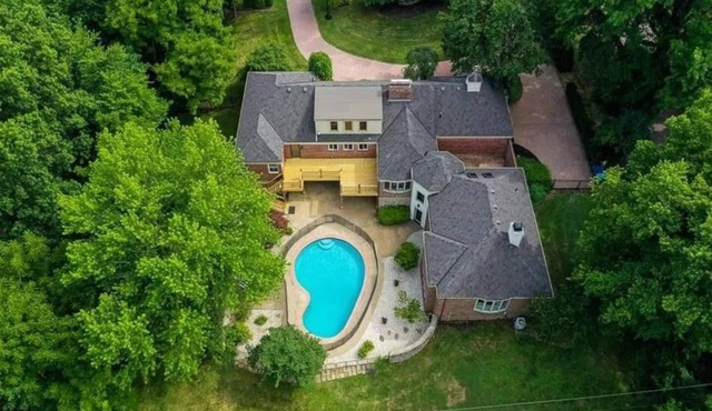 World Cup HQ | Pool + Game Room + Huge Yard