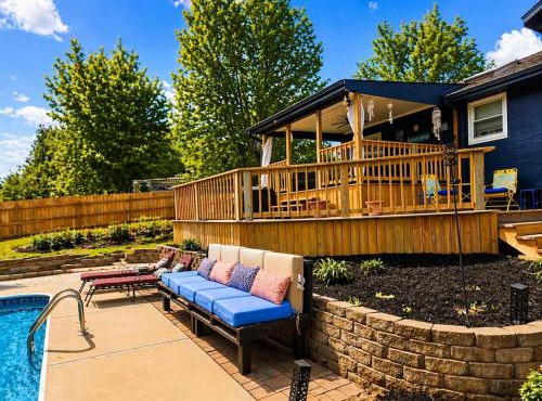 World Cup Retreat Pool Sleeps 8 Kansas City