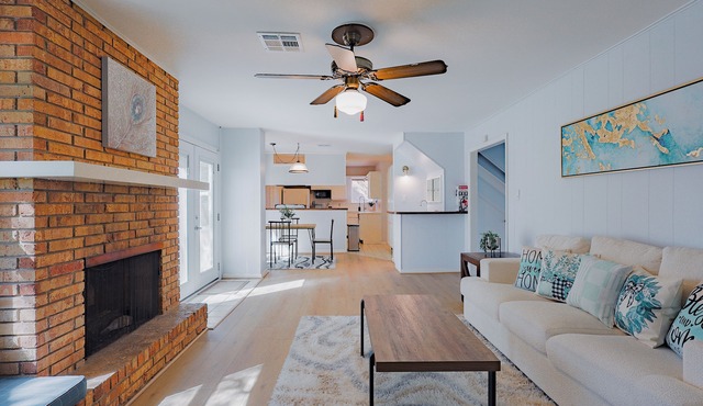 WORLD CUP stay - 5BR Home - King suit - Fire pit