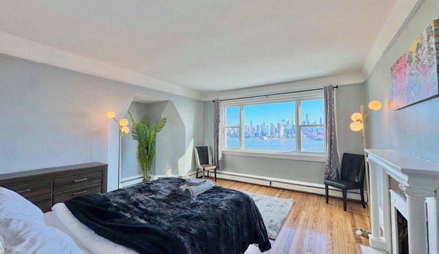 WORLD CUP Views of NYC - 15 min to NYC