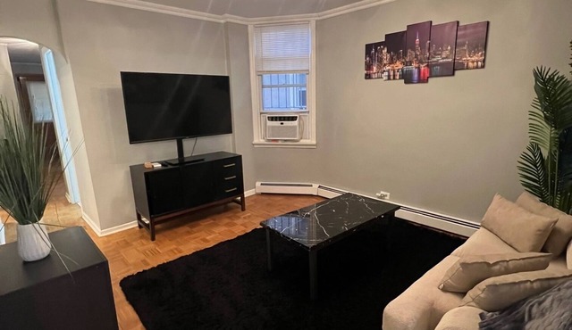 WORLD CUP! Waterfront Views 15 mins to NYC!