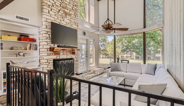 World of Tennis Community Near Lake Travis