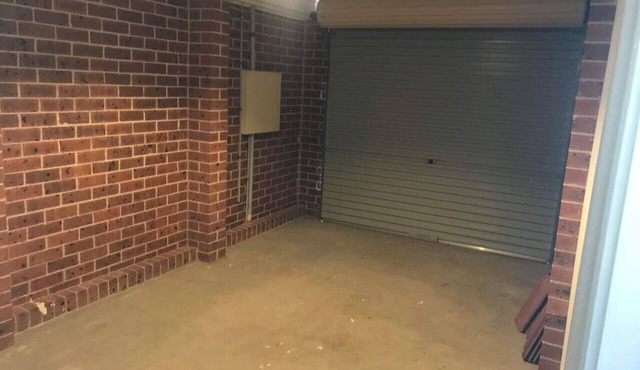 Worrigee house near golf course and walk to shops