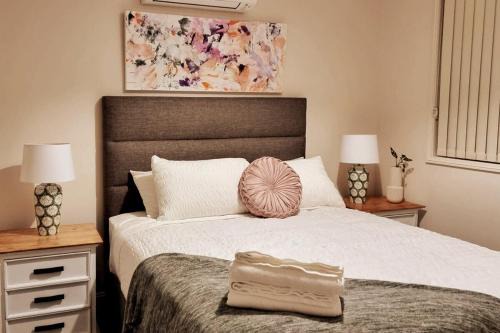 Worrigee house near golf course and walk to shops