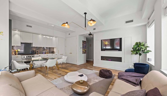 Worth Place by Rove Travel Apt w Rooftop & Gym