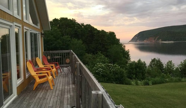 Wow! 300 feet frontage on the ocean!