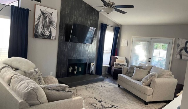 Wow! Modern 3BR w/Private Heated Pool Near Westgate + Cardinals Stadium + Phoenix Race Way, Spring Training!