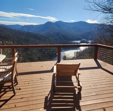 WOW Modern NC Cabin Stunning Mountain and Lake View 2 NIGHT MIN STAY