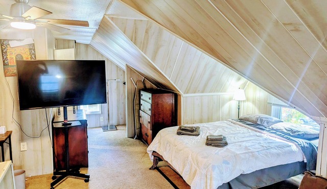 Wow Sparkling Attic Studio