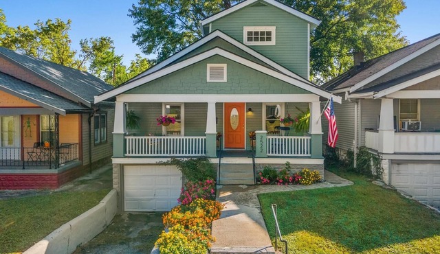 Wren Cottage, a Heartbeat Away from Everything!