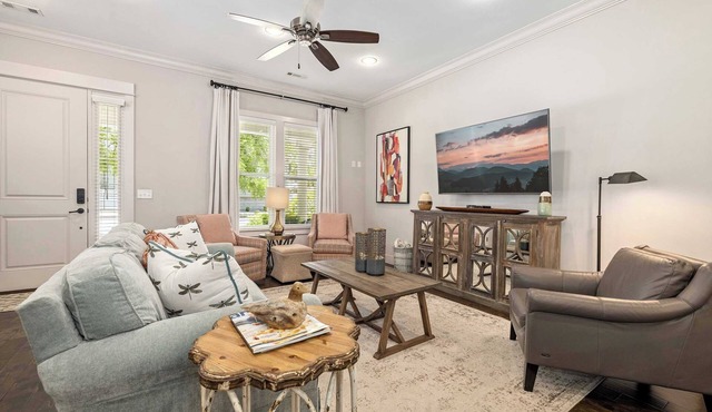 Wright Place - Walk to Downtown - 0.5 mi to UofA